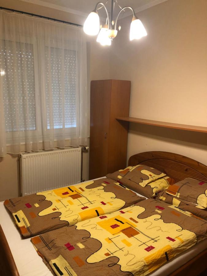 Imre Apartman Hajdúszoboszló Eksteriør billede