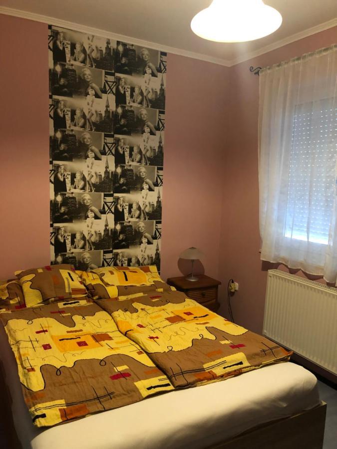 Imre Apartman Hajdúszoboszló Eksteriør billede